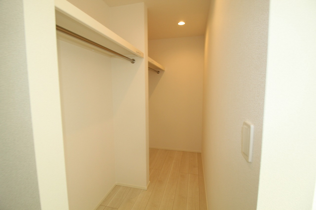 香美市土佐山田町宝町4丁目　2号棟（全5区画）　新築戸建の収納|2F　南東の部屋　7.75帖