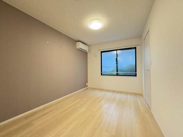 セレニティコートⅠの寝室|写真は同建物の別部屋を参考に掲載しております。