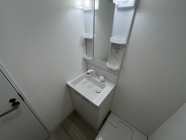 使いやすい独立洗面台です