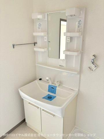 【独立洗面台】