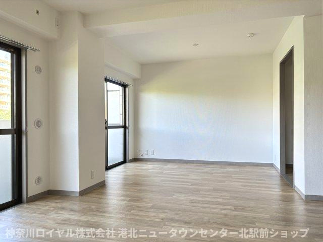 【居間・リビング】