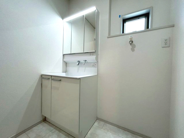 新築戸建　長野市上松2丁目　全2棟の独立洗面台