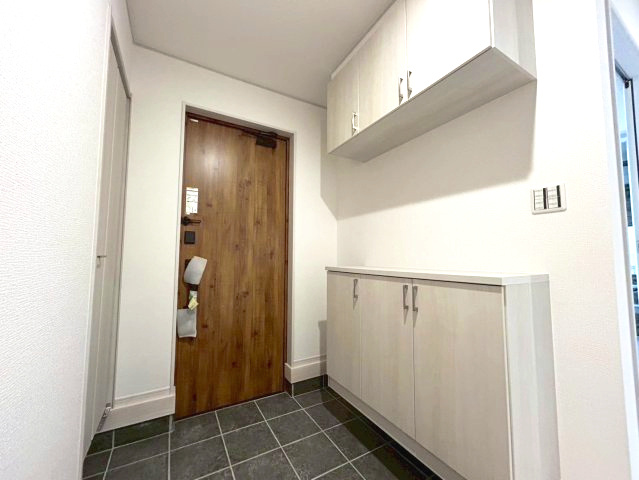 新築戸建　長野市上松2丁目　全2棟の玄関