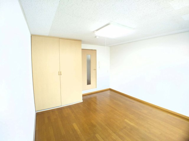 レオパレスＷＩＴＨ－Ａの寝室|写真と異なる場合が御座います