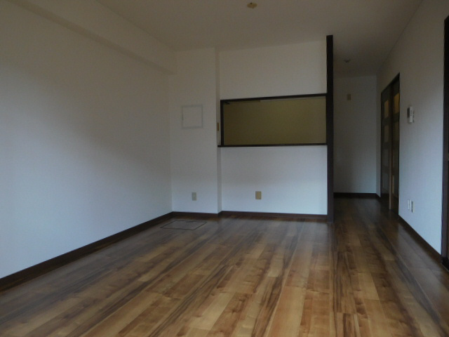 ハーモニー三幸Ⅱの居間・リビング