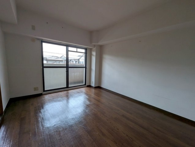 サニーサイド曽根の居間・リビング