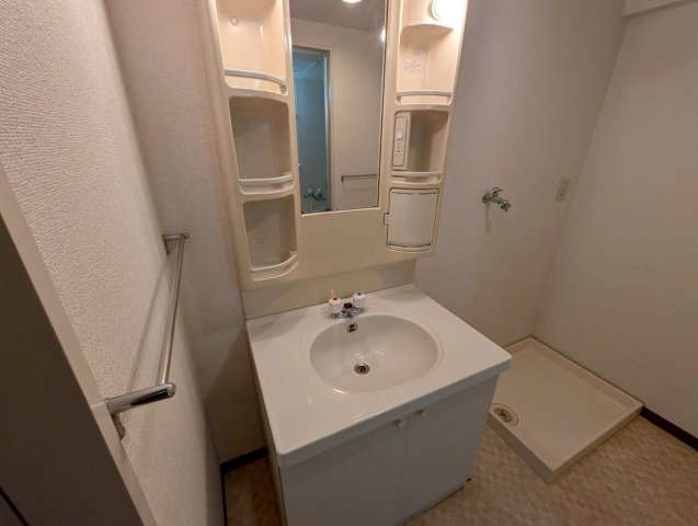 サニーサイド曽根の独立洗面台