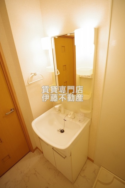 ウエストベルの独立洗面台