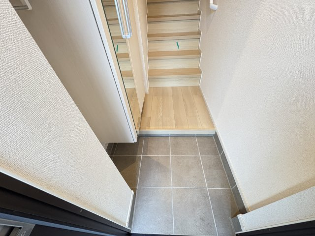 セレニティコートⅠの玄関