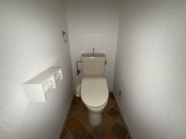 ヌーベルバーグイヌイのトイレ