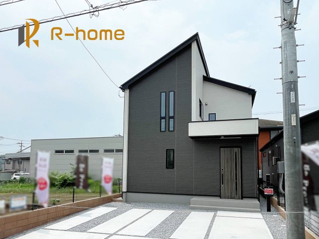 小山市犬塚2期　新築戸建て　2号棟の外観|ご予約を頂ければ、『平日』はもちろん『早朝』や『夜間』もご見学可能です♪お気軽にお申し付けください♪