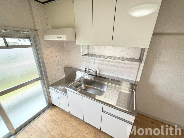 鶴山台31号棟のキッチン