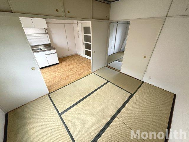 鶴山台31号棟の和室
