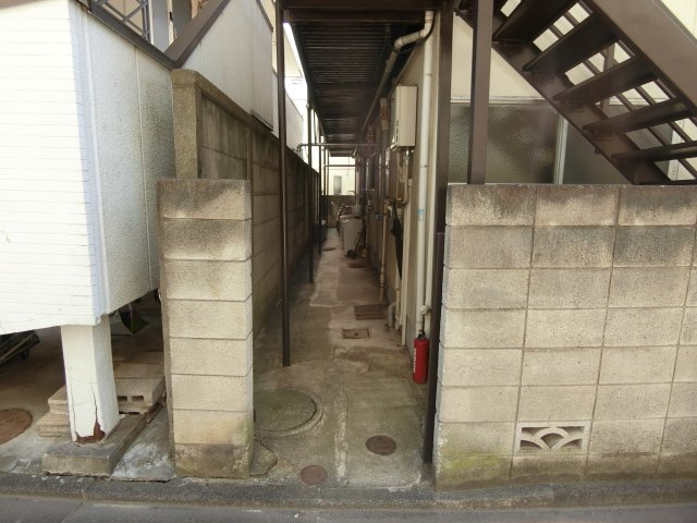 飯塚ハウスのエントランス