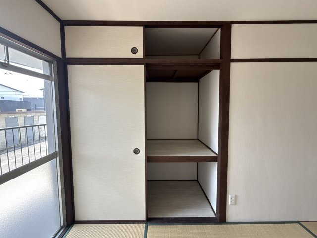 リノグランベル姫路の収納