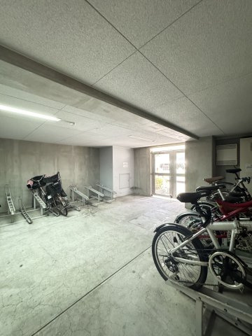 ランドステージ錦糸町Ⅱの駐輪場