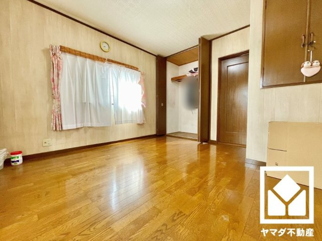 宇治市小倉町新田島の子供部屋