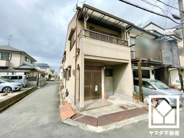 宇治市小倉町新田島の外観