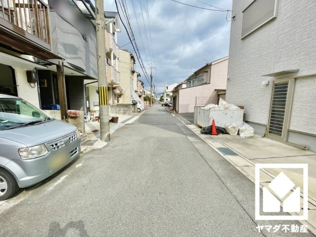 宇治市小倉町新田島の前面道路含む現地写真