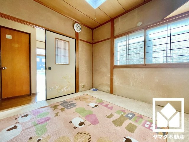 宇治市小倉町新田島の居間・リビング