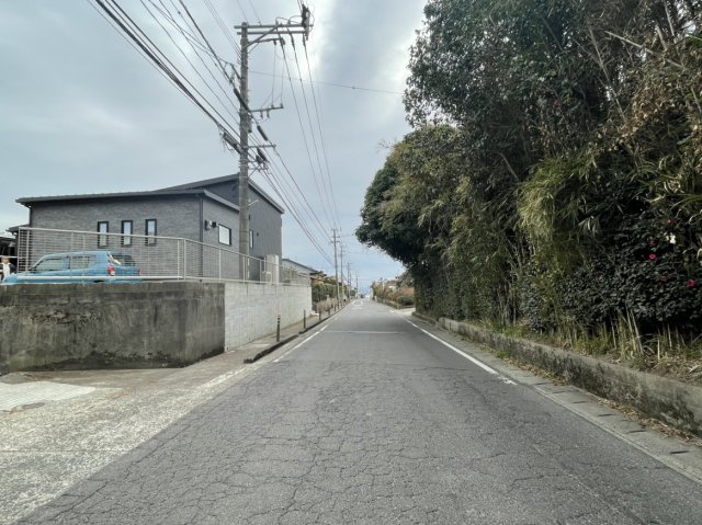 鹿児島市吉野町　土地の前面道路含む現地写真