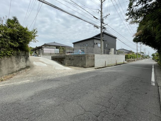 鹿児島市吉野町　土地の前面道路含む現地写真