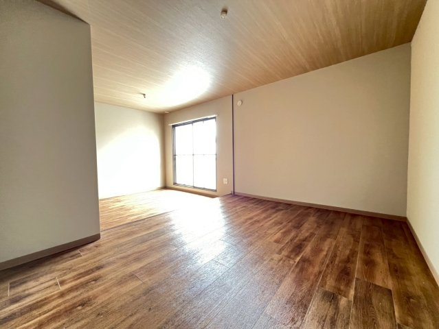 東朝霧丘戸建の寝室