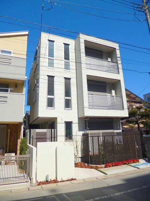 ウシヤの外観|★耐震・耐火構造の旭化成ヘーベルメゾン★