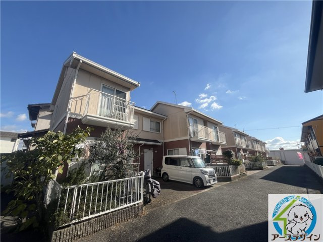 タウンハウス魚住の外観