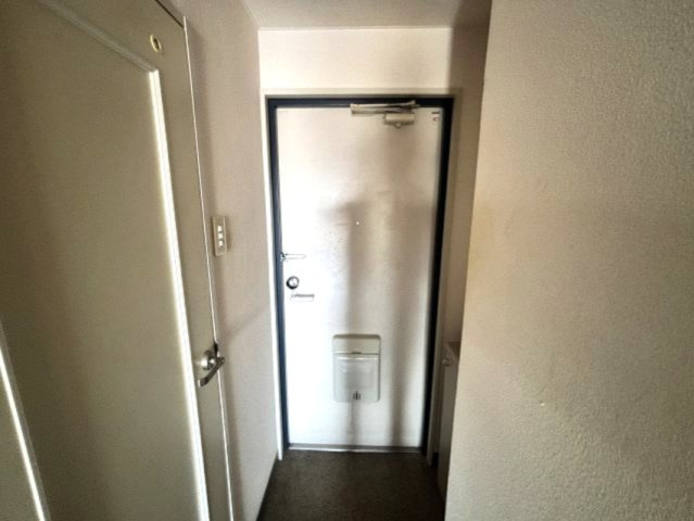 オ・ボワクレールの玄関