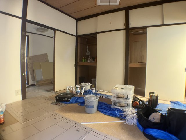 風見鶏戸建ての寝室