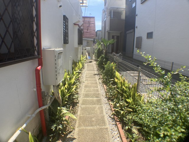 風見鶏戸建てのロビー