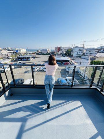 BLUE HORIZON ― 空と海を抱く家 ―のバルコニー