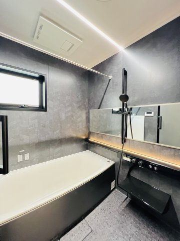 BLUE HORIZON ― 空と海を抱く家 ―の浴室