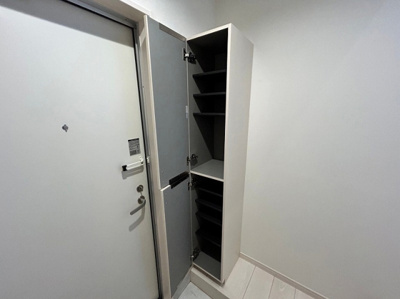 【玄関】 | ＣＢアデリーナ鳥栖