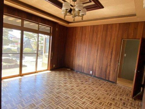 中村松木２丁目　中古戸建の洋室|広々とした洋室です