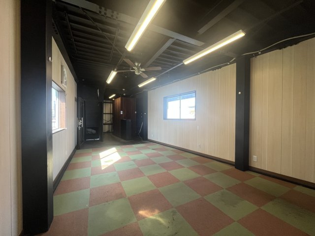 【内装】 | 八阪倉庫店舗