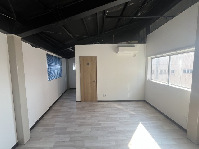 【内装】 | 八阪倉庫店舗