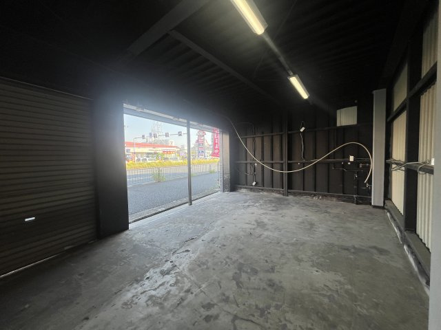 【その他】 | 八阪倉庫店舗