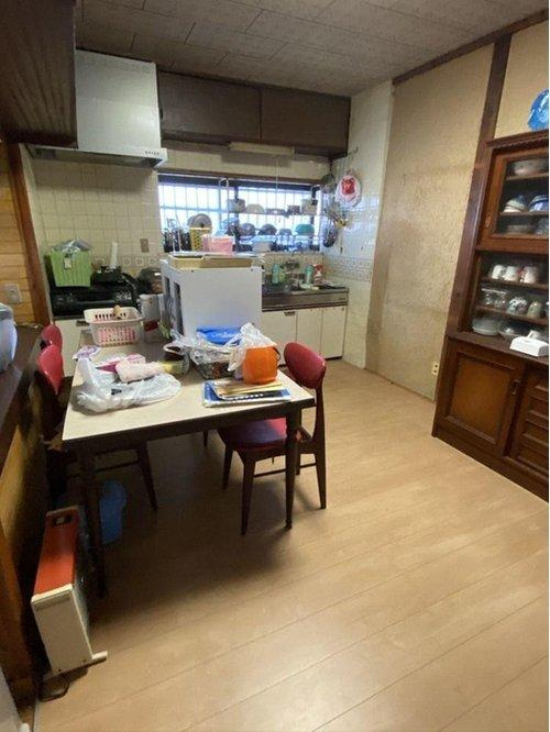 桜木町　中古戸建の居間・リビング|リビング