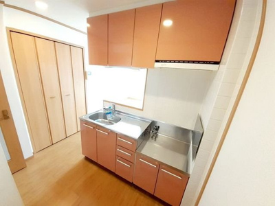 【キッチン】 | フィオーレ長行東二番館 | 現況優先となります。現地にて間取り・仕様等をお確かめ下さい。