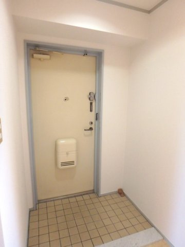 SUN　FORE甲子園の玄関|落ち着いた玄関です