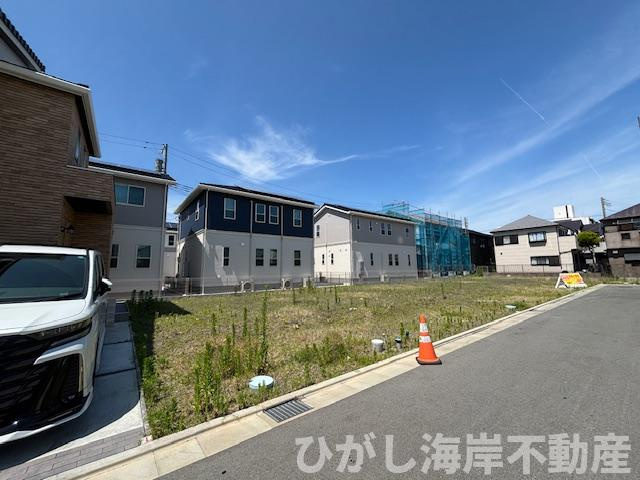平塚市菫平　売地　全7区画の前面道路含む現地写真|現地外観