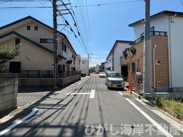 平塚市菫平　売地　全7区画の前面道路含む現地写真|現地外観