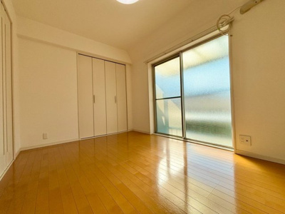 【寝室】 | プラーフ湊川