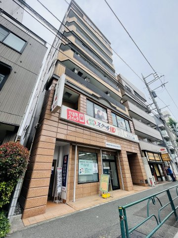 富栄ビルの外観