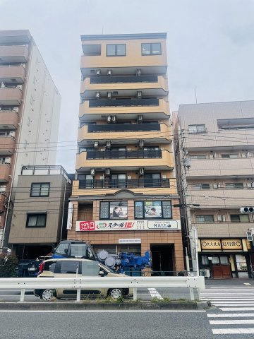 富栄ビルの外観