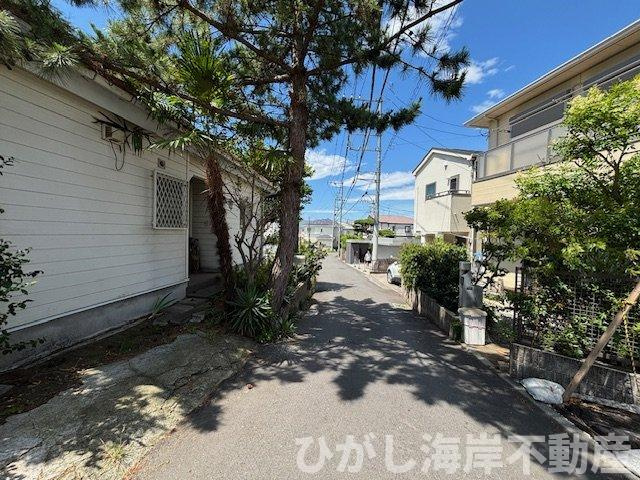 藤沢市辻堂6丁目　売地の前面道路含む現地写真|現地外観