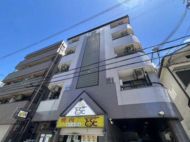 第3ニューライフ栄の外観