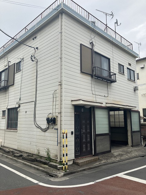 吉行邸の外観